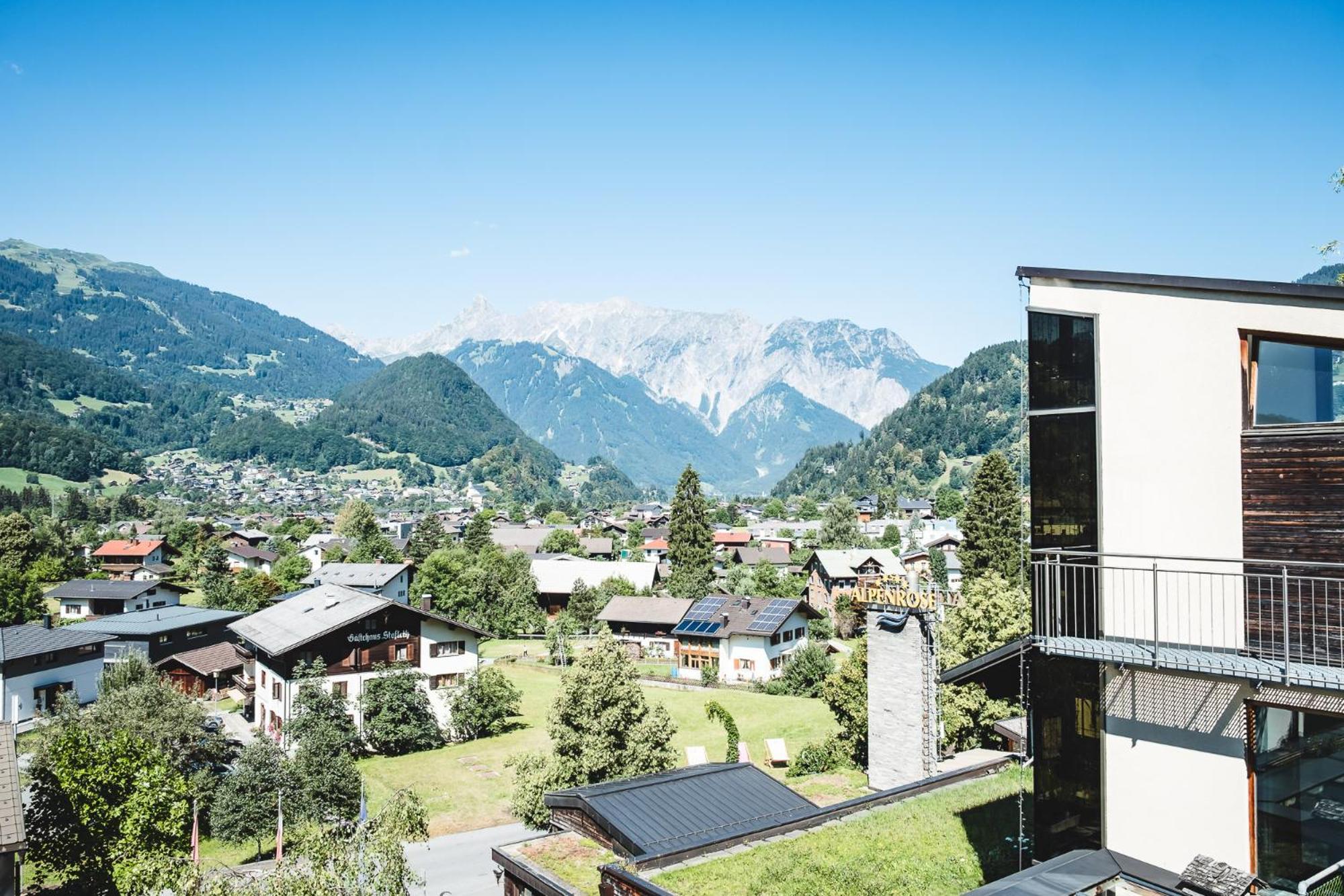 Aktiv & Spa Hotel Alpenrose Schruns Exterior photo